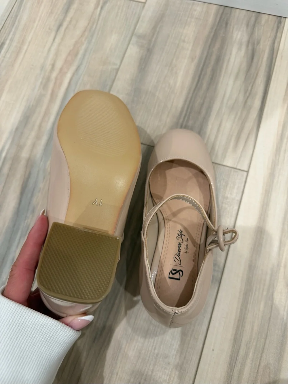 Girls' Nude Patent Mary Jane Block Heel Dress Shoes